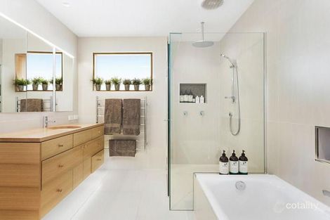 Property photo of 8 Warne Street Eaglemont VIC 3084