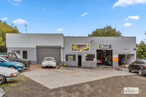 Property photo of 12 Dowding Street California Gully VIC 3556