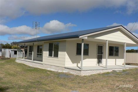 Property photo of 50 Border Street Wallangarra QLD 4383