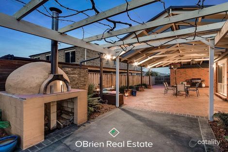 Property photo of 16 Windsor Drive Beaconsfield VIC 3807