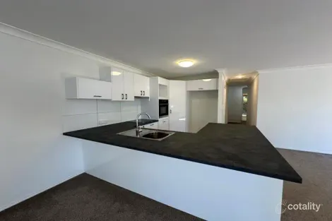 Property photo of 2/2 Shamrock Avenue Banora Point NSW 2486