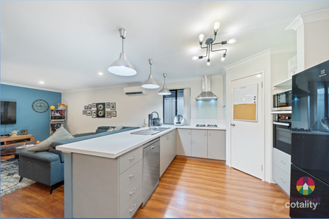 Property photo of 41 Rosinski Circle Tapping WA 6065