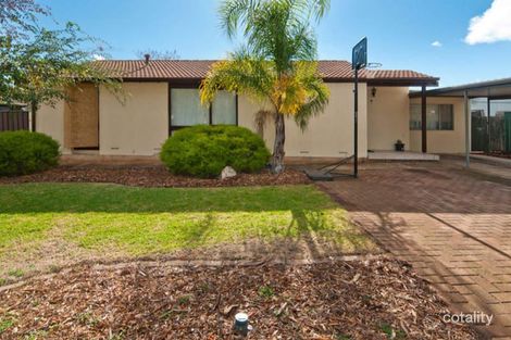 7 Noora Cres, Munno Para, SA 5115