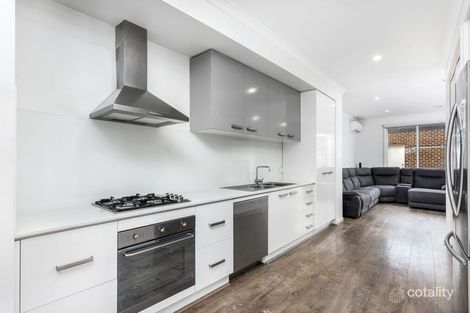 Property photo of 7 Bayano Way Craigieburn VIC 3064