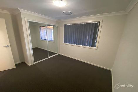 Property photo of 11 Kauwal Way Fletcher NSW 2287