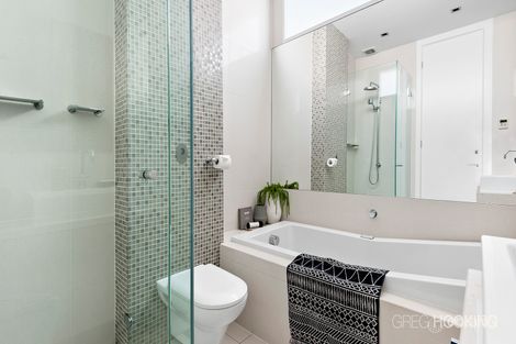 Property photo of 126 Nelson Road South Melbourne VIC 3205