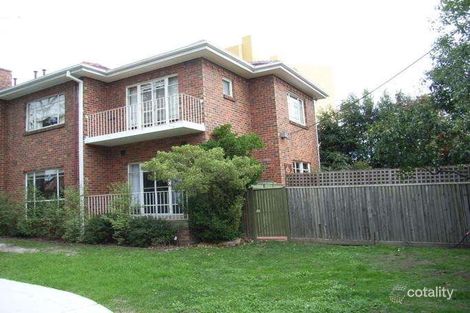 Property photo of 1/62 Napier Crescent Essendon VIC 3040