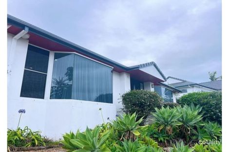 9 Aldrin Ave, Benowa, QLD 4217