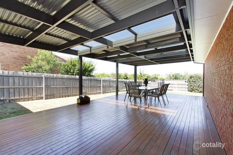 Property photo of 9 Lasiandra Circuit Narre Warren VIC 3805