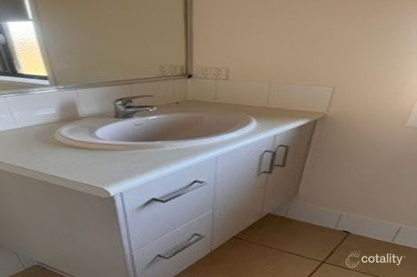 Property photo of 23 Elizabeth Street Mirani QLD 4754