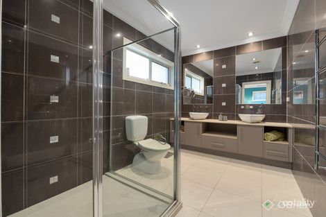 Property photo of 8 Mashie Terrace Sandhurst VIC 3977