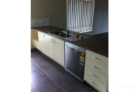 Property photo of 30 Cootamundra Circuit Harkness VIC 3337