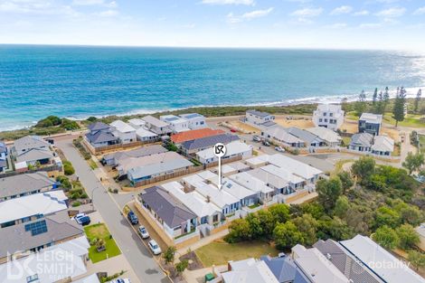 Property photo of 6 Rufa Lane Halls Head WA 6210