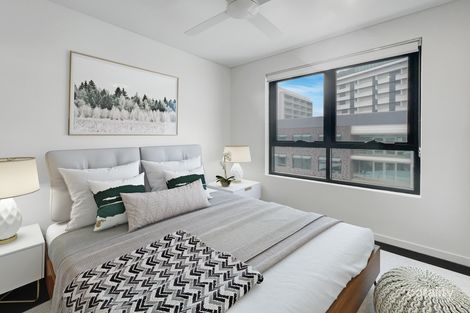 Property photo of 556/15 Finnegan Street Hamilton QLD 4007