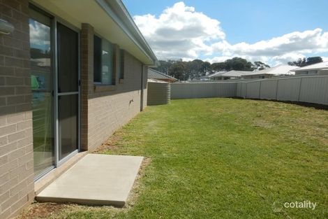 Property photo of 13 Lake Place North Tamworth NSW 2340