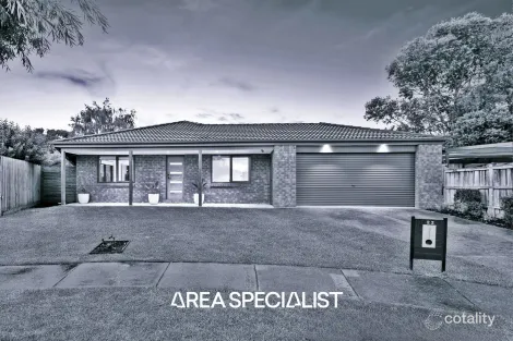 Property photo of 23 Dunn Crescent Langwarrin VIC 3910