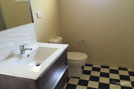 Property photo of 61 Deakin Avenue Southport QLD 4215