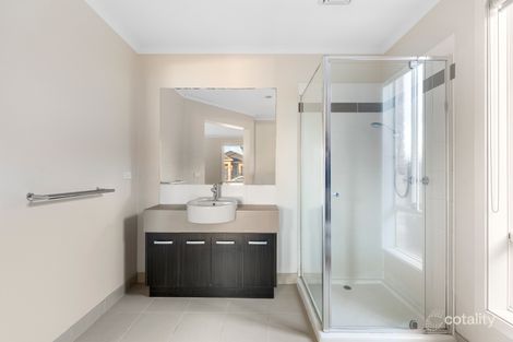 Property photo of 52 Brownlow Drive Point Cook VIC 3030