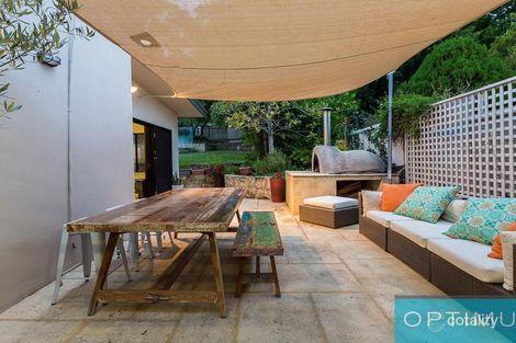 31 Kingsland Ave, City Beach, WA 6015