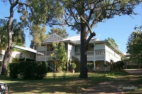 34 Cousins St, The Range, QLD 4700