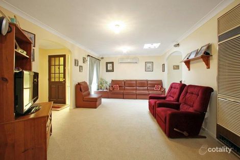 Property photo of 12 Weeks Close Rowville VIC 3178