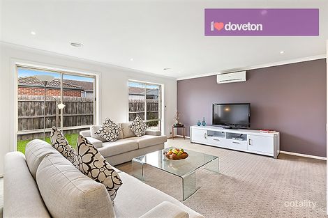 Property photo of 7 Rimu Close Doveton VIC 3177