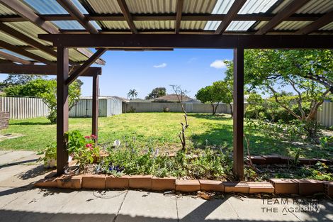 Property photo of 20 Warrina Place Armadale WA 6112