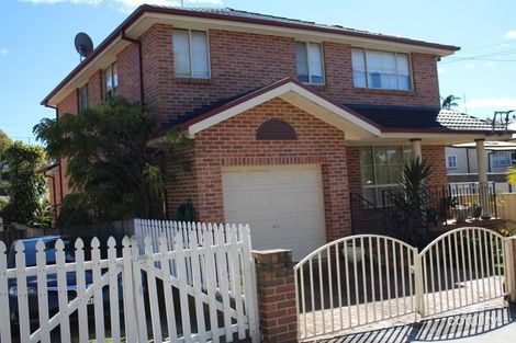 Property photo of 2 Argyle Street Carlton NSW 2218
