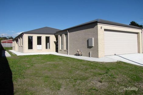 46b Chamberlain Rd, Newborough, VIC 3825