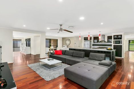 Property photo of 29 Dellwood Circuit Molendinar QLD 4214