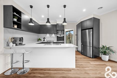 Property photo of 2/7 Rainbird Court Epping VIC 3076