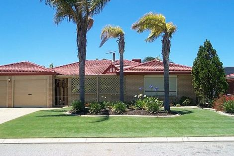 13 Halfmoon Pl, Waikiki, WA 6169