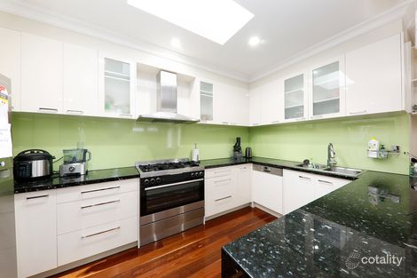 Property photo of 24 Kurrajong Avenue Glen Waverley VIC 3150