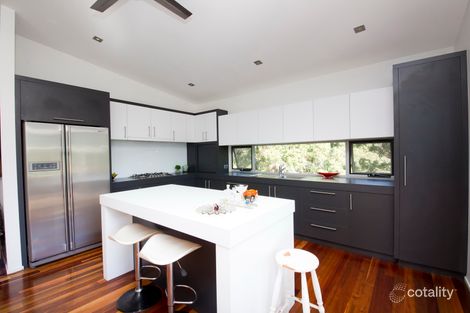 Property photo of 6 Skyline Place Elizabeth Beach NSW 2428