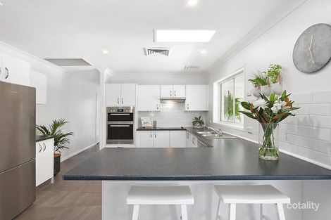 Property photo of 5 Boorana Close Killarney Vale NSW 2261