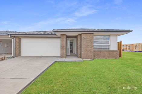 82 Elegante Rd, Winter Valley, VIC 3358