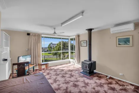 Property photo of 75 Mirrabooka Road Mallacoota VIC 3892