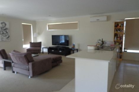 Property photo of 154 Sandhurst Boulevard Sandhurst VIC 3977