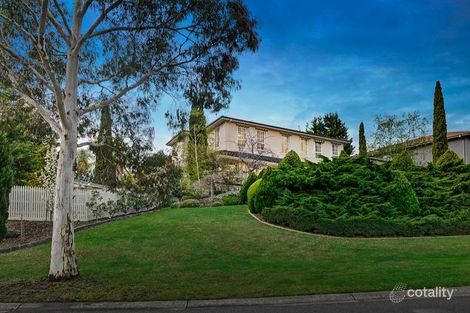 2 Simone Cres, Doncaster East, VIC 3109