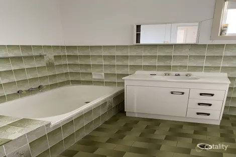 Property photo of 117 Jerilderie Street Jerilderie NSW 2716