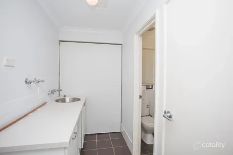 Property photo of 21 Rossini Circle Ellenbrook WA 6069