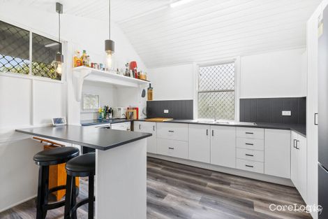 72 West St, The Range, QLD 4700
