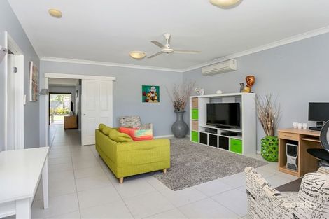 Property photo of 35 Angor Road Trinity Park QLD 4879