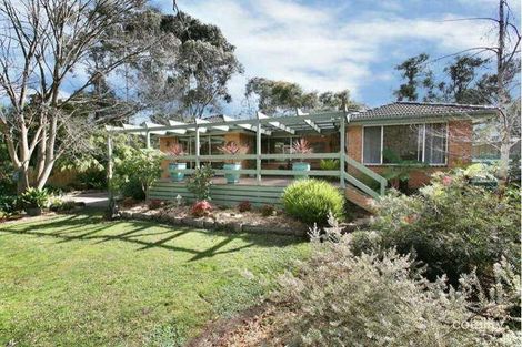 15 Mandowie Cres, Croydon, VIC 3136