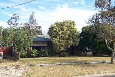 11 Mahonia Way, Forrestfield, WA 6058