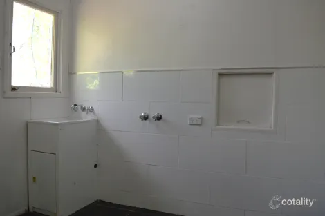 Property photo of 112 Thistle Street Blackall QLD 4472