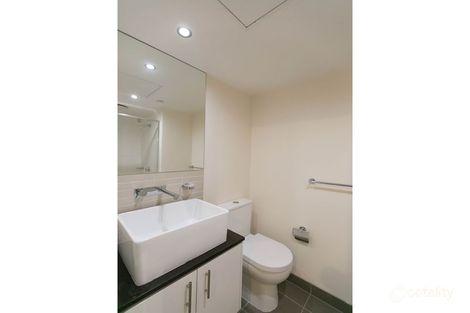 Property photo of 101/8 Exploration Lane Melbourne VIC 3000