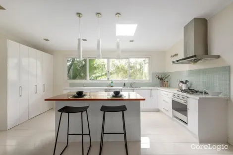 Property photo of 77 Orchard Crescent Mont Albert North VIC 3129