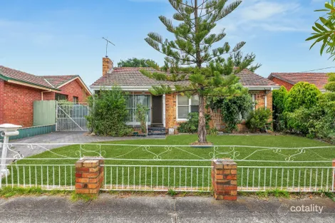 Property photo of 22 Hales Crescent Jacana VIC 3047