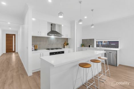 Property photo of 1 Elsie Street Donnybrook VIC 3064